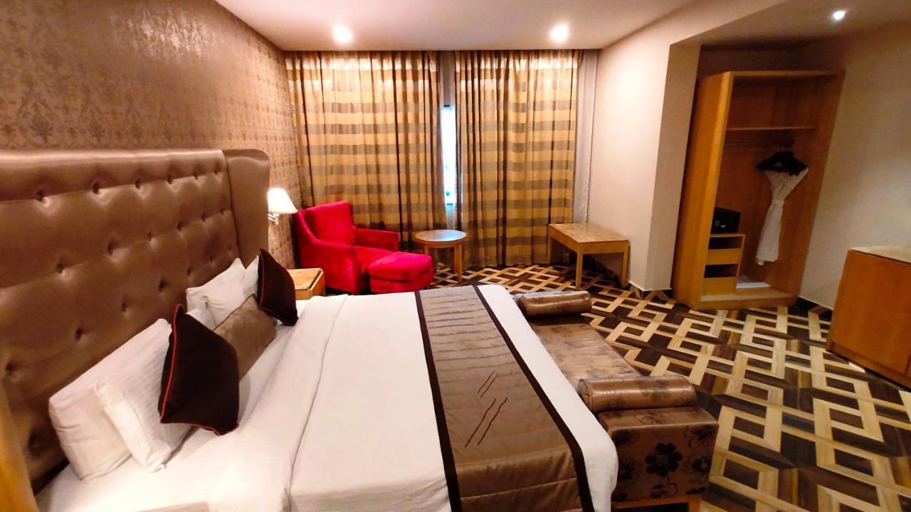 Western Ashoka 3* Hyderabad